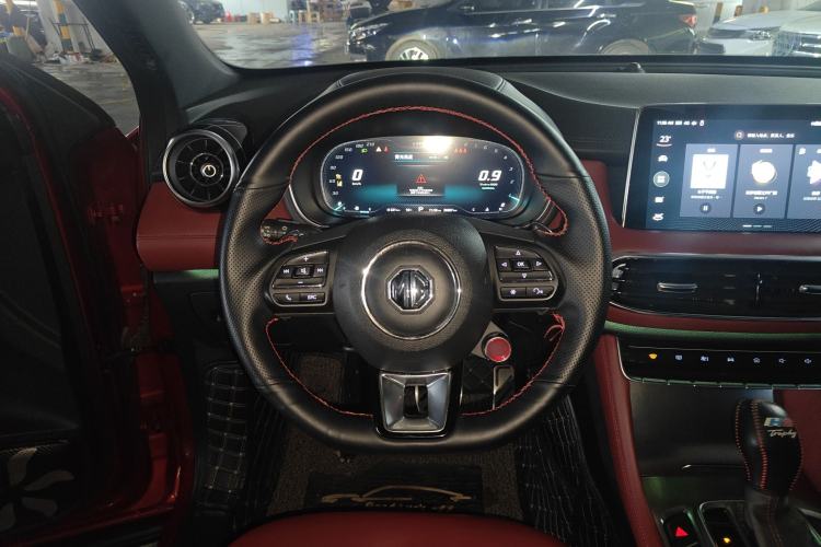 Used MG HS 2018 30T Automatic Two-Wheel Drive Trophy Edition—High-Octane V-Model