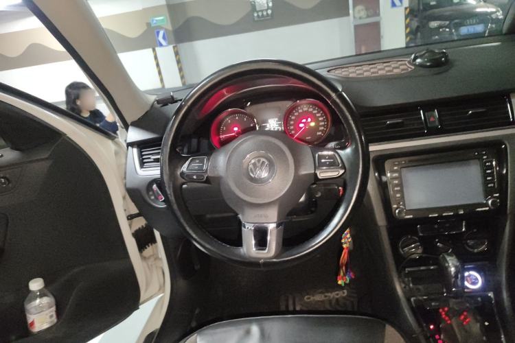 Used Volkswagen Bora 2015 Value Edition 1.6L Automatic Comfort Version
