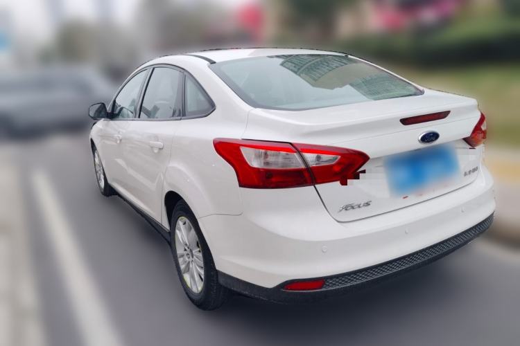 Used Ford Focus 2012 Sedan 1.6L Automatic Comfort Model
