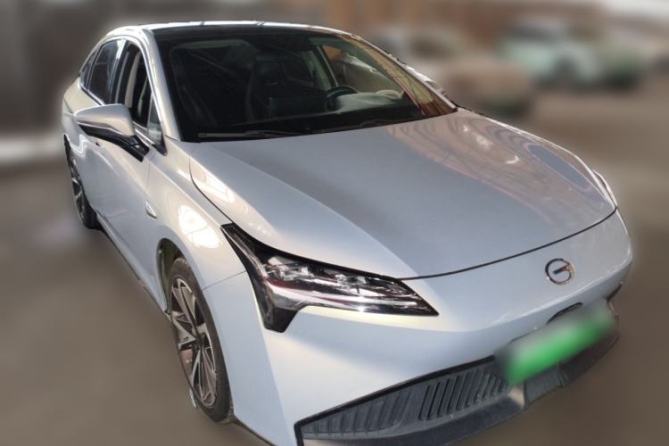 Used AION S Plus 2022 70 Intelligent Edition Front Right 45 Deg