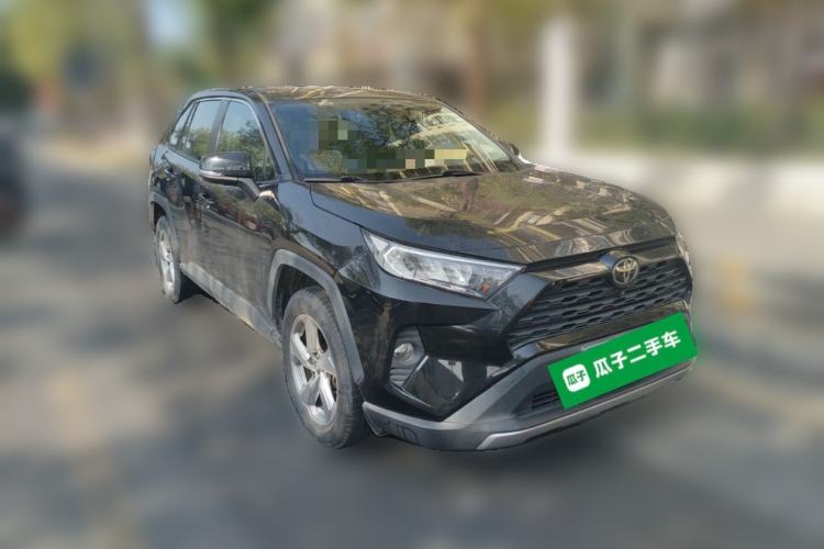 Used Toyota RAV4 2021 2.0L CVT Two-Wheel Drive Fashion Edition