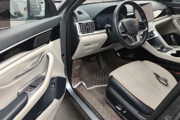 Used BYD Song PLUS New Energy 2023 Champion Edition DM-i 110KM Flagship PLUS
