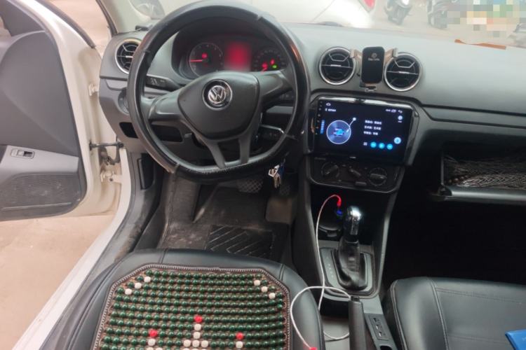 Used Volkswagen Jetta 2017 1.5L Automatic Fashion Model Steering Wheel