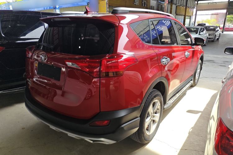 Used Toyota RAV4 2013 2.0L CVT Four-Wheel Drive New Edition