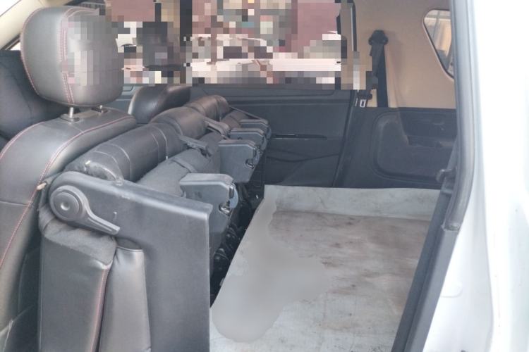 Used Dongfeng Fengon 370 2017 1.5L CVT Fashion Edition 7-Seater