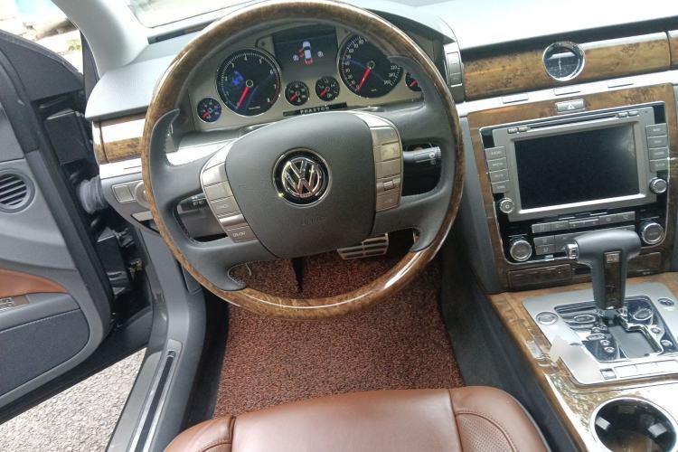 Used Volkswagen Phaeton 2012 3.0L Elite Custom Edition