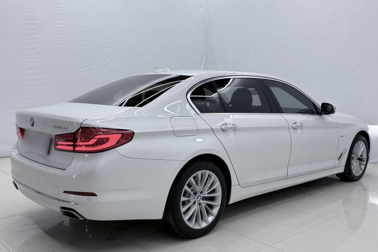 Used BMW 5 Series 2018 525Li Luxury Package
