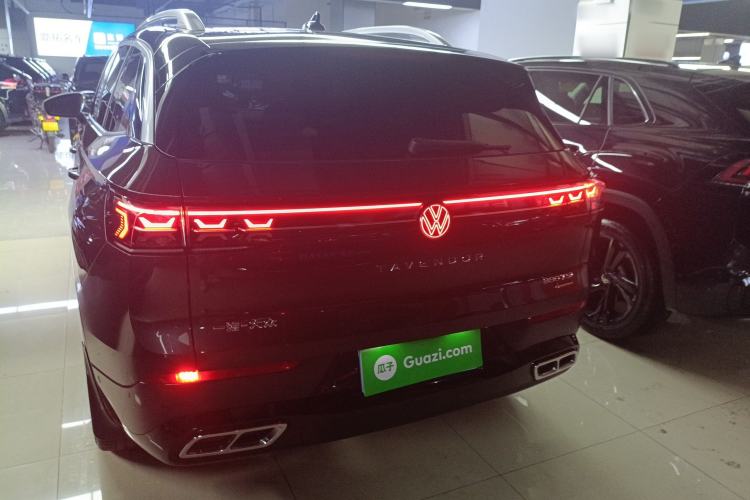 Used Volkswagen Tavendor 2023 380TSI Four-Wheel Drive R-Line First Edition Rear