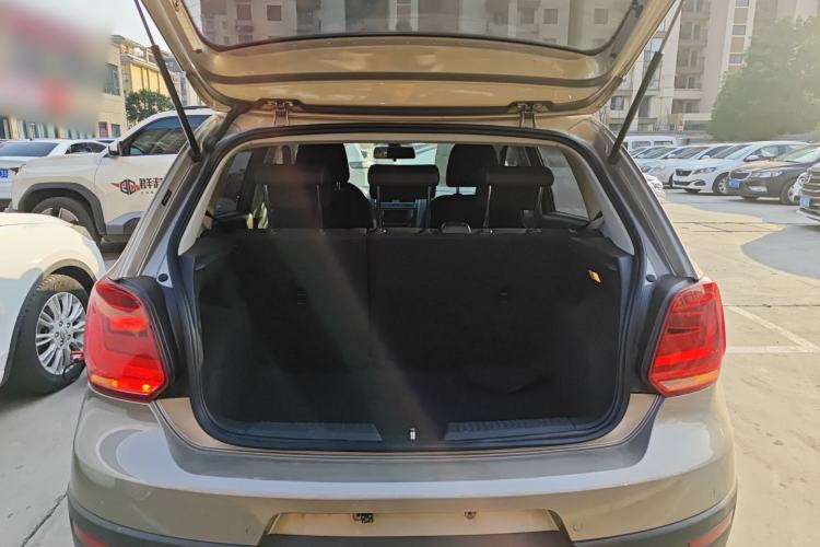 Used Volkswagen Polo 2014 1.6L Cross Polo Automatic