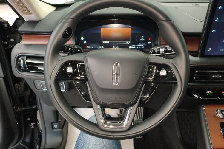 Used Lincoln Aviator 2023 3.0T V6 Four-Wheel Drive Luxury Cruise Version Six Seats
