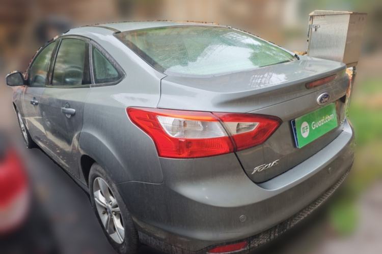 Used Ford Focus 2012 Sedan 1.6L Automatic Fashion Edition