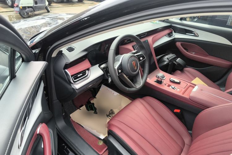 Used Hongqi H5 2025 1.5T DCT Qiyun 500 000th Unit Commemorative Edition Driver Seat