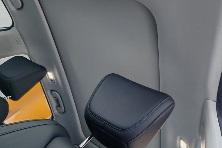 Used Dongfeng Aeolus Huge 2024 Mach Power 1.5T Luxury Model