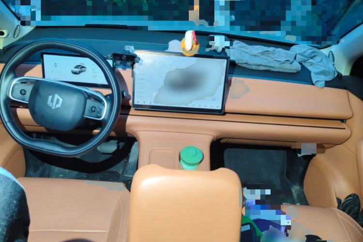 Used Leapmotor C10 2024 530 Smart Edition Center Console