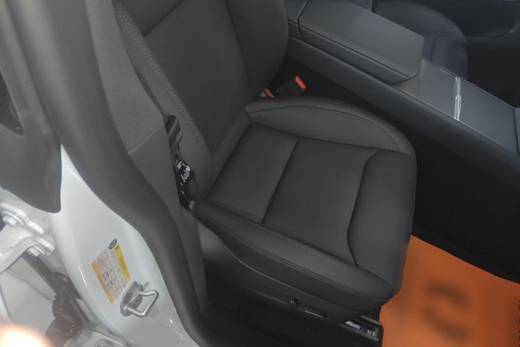 Used Tesla Model Y 2026 Rear-Drive Model