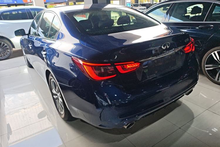 Used Infiniti Q50L 2018 2.0T Comfort Edition China VI Standard
