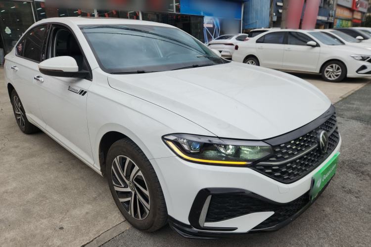 Used Volkswagen Lavida 2023 1.5L Automatic Starry Sky 5 Million Edition Front Right 45 Deg