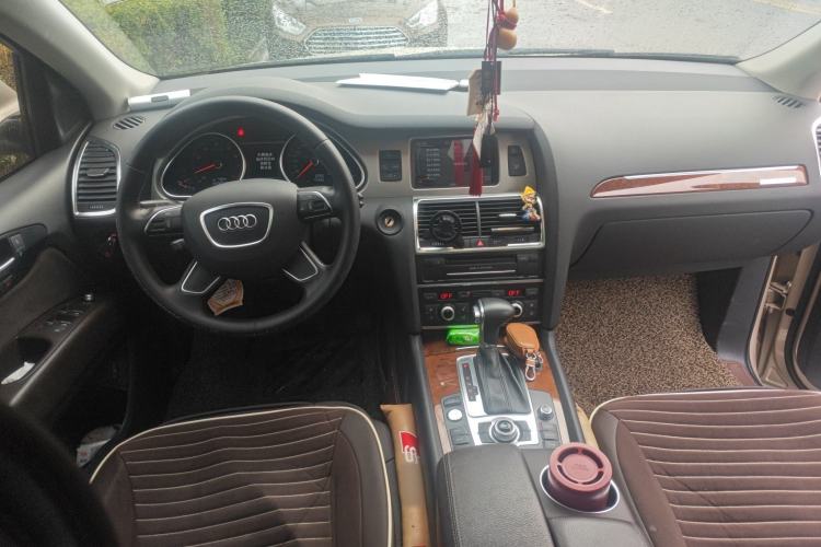 Used Audi Q7 2014 35 TFSI quattro Ambition model
