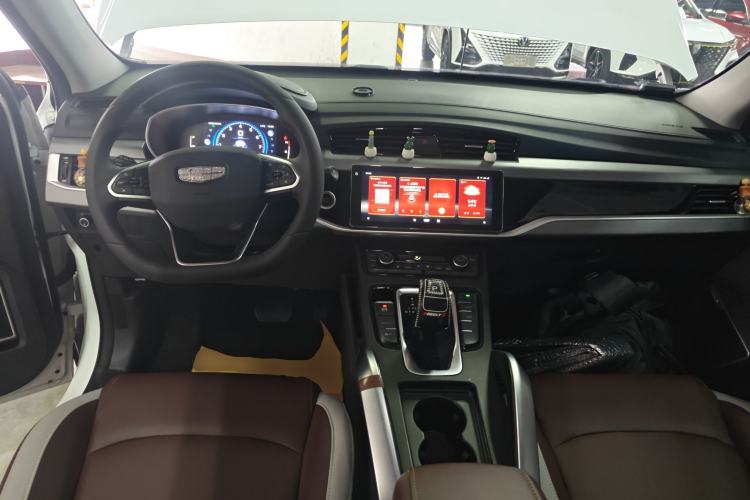 Used Geely Auto Emgrand X7 Sport 2022 1.8TD DCT Zhiya Trim