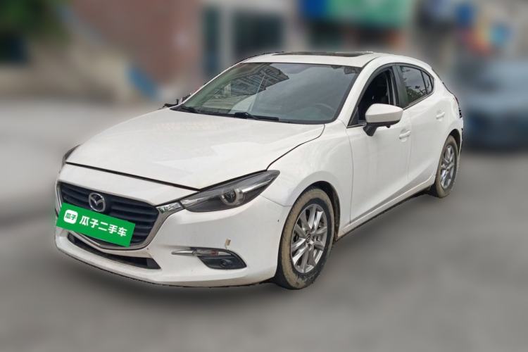Used Mazda 3 Axela 2016 Hatchback 1.5L Automatic Luxury Model