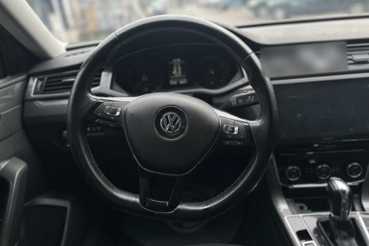 Used Volkswagen Passat 2016 330TSI DSG Luxury Edition