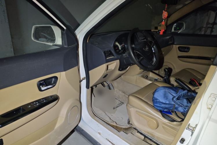 Used Wuling Hongguang 2014 1.2L S Comfort Model China IV
