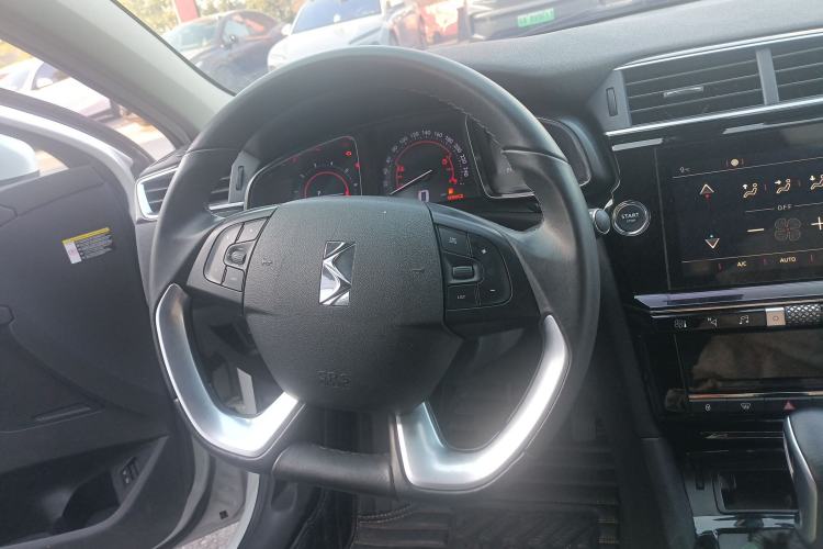 Used DS 6 2018 30THP Prestige Edition
