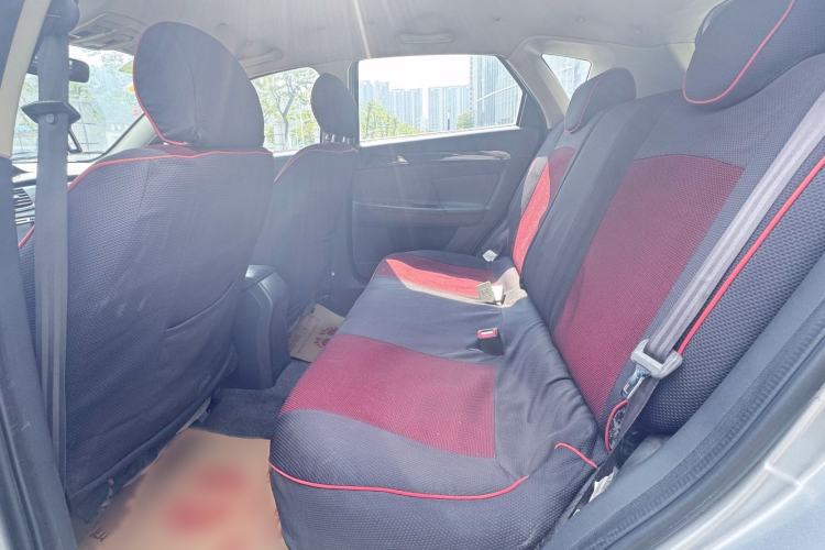 Used Dongfeng Aeolus H30 2014 CROSS 1.5L Automatic Luxury Model
