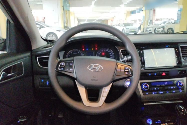 Used Hyundai Mistra 2014 1.8L Automatic Smart GLS