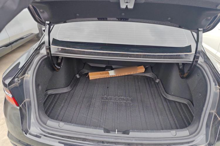 Used Geely Auto Preface 2025 Dongfang Yao 1.5TD Kunlun Edition