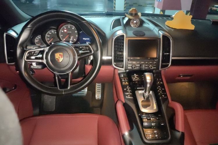 Used Porsche Cayenne 2015 Cayenne 3.0T Center Console