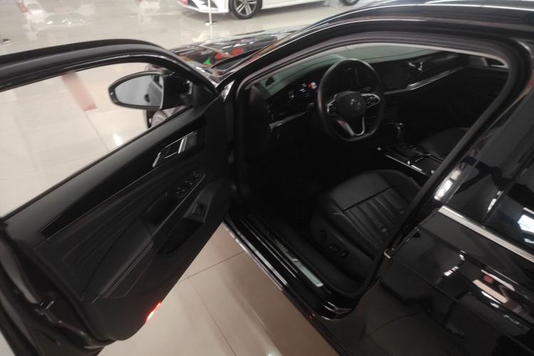 Used Volkswagen Passat 2023 330TSI Elite Edition
