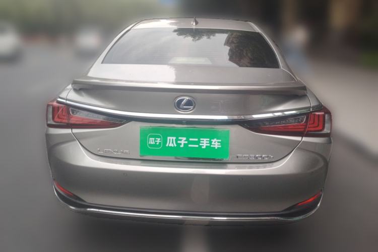 Used Lexus ES 2018 300h Premier Edition China V Standard