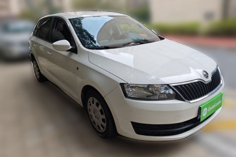 Used Skoda Rapid Spaceback 2016 Revised Version 1.4L Manual Front-Drive Edition