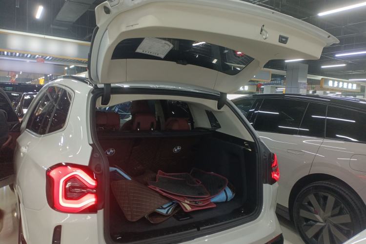 Used BMW iX3 2022 Updated Leading Version Trunk