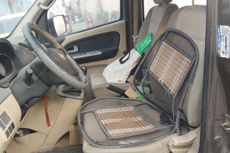 Used CHANGAN KAICHENG Ruixing M90 2016 2.0L Comfort Edition 4G94S Left Front Seat