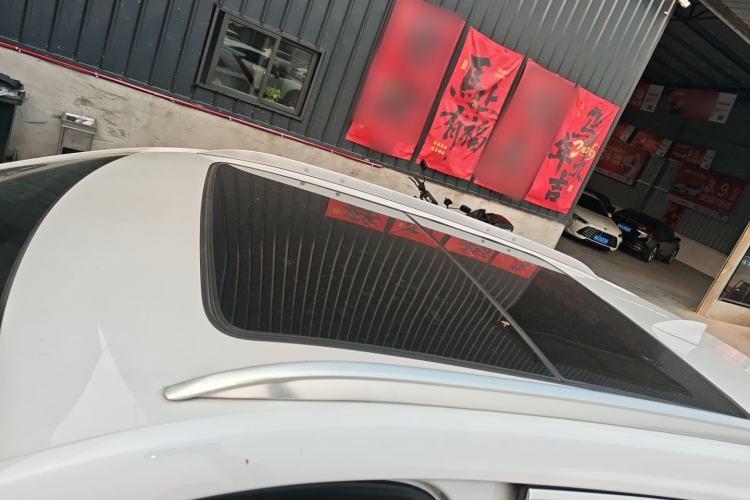 Used Cadillac XT4 2018 28T Two-Wheel Drive Leading Version Roof