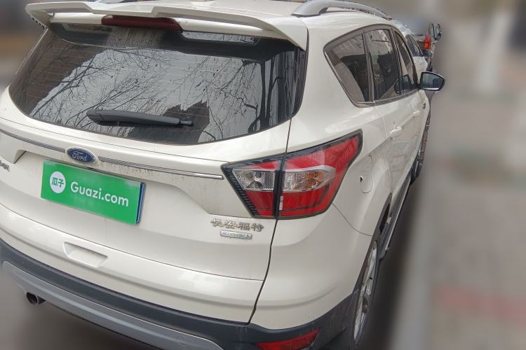 Used Ford Kuga 2017 EcoBoost 180 Two-Wheel-Drive Elite Trim
