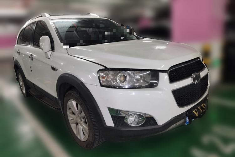 Used Chevrolet Captiva 2014 2.4L 4x4 Flagship Edition 7 Seats
