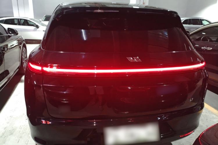 Used Li Auto L7 2023 Air model
