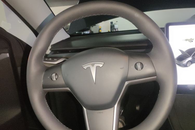 Used Tesla Model Y 2021 Standard Range Rear-Wheel Drive Version