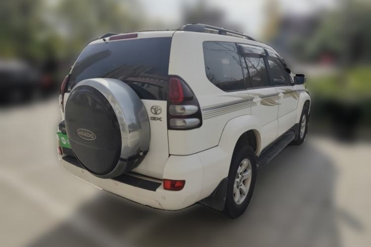 Used Toyota Prado 2004 GX 2.7 Automatic Model
