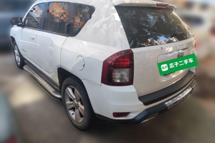Used Jeep Compass 2014 2.0L two-wheel drive sport version
