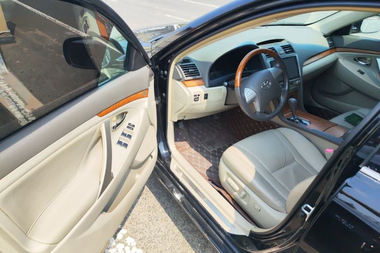 Used Toyota Camry 2012 200G Classic Luxury Edition