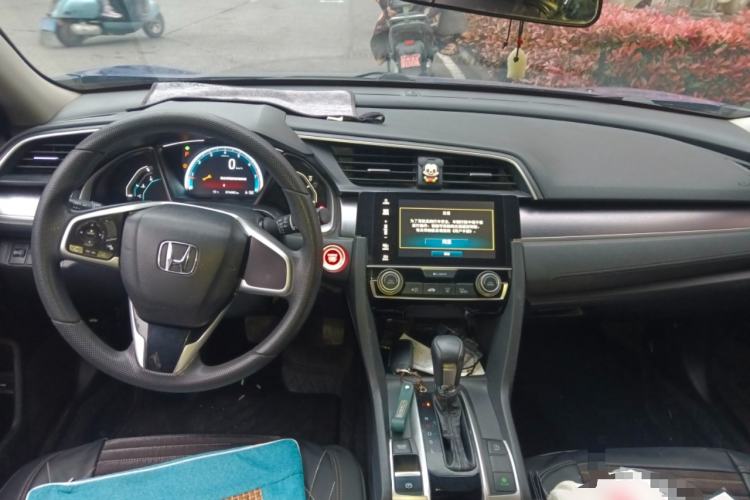 Used Honda Civic 2016 220TURBO CVT Luxury Edition
