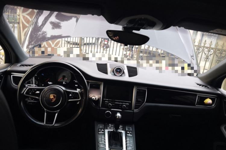 Used Porsche Macan 2017 Macan S 3.0T Center Console