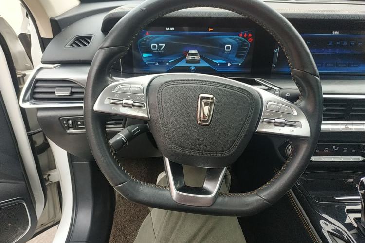 Used Bestune T77 2019 230 TID Automatic Prestige Version China V Emission Standard
