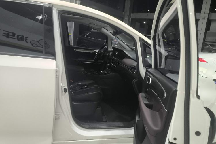 Used GAC Trumpchi M6 2023 PRO 270T DCT Luxury Edition