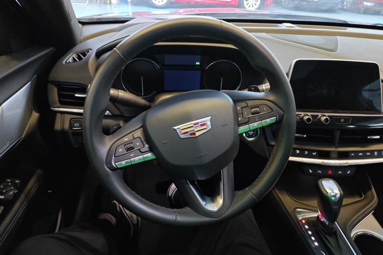 Used Cadillac CT4 2023 28T Luxury Version
