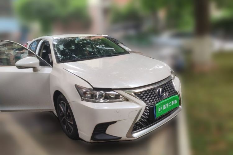 Used Lexus CT 2017 CT200h Elite Edition Monotone China VI